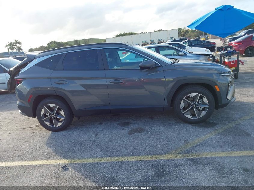 2026 Hyundai Tucson Sel VIN: 5NMJB3DE0TH648979 Lot: 43928602