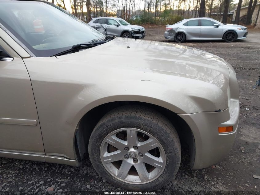 2006 Chrysler 300 VIN: 2C3LA43R96H282529 Lot: 43928644