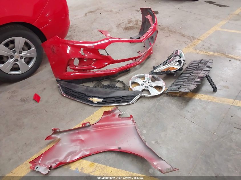 2018 Chevrolet Cruze Ls Auto VIN: 1G1BC5SM7J7198946 Lot: 43928652