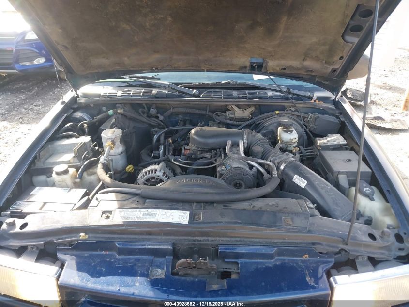 2003 Chevrolet S-10 Ls VIN: 1GCCS14X838100373 Lot: 43928682