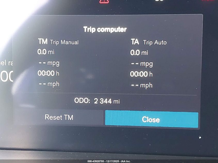 2025 Volvo Xc40 B5 Core Bright Theme VIN: YV4L12UJ2S2591025 Lot: 43928755