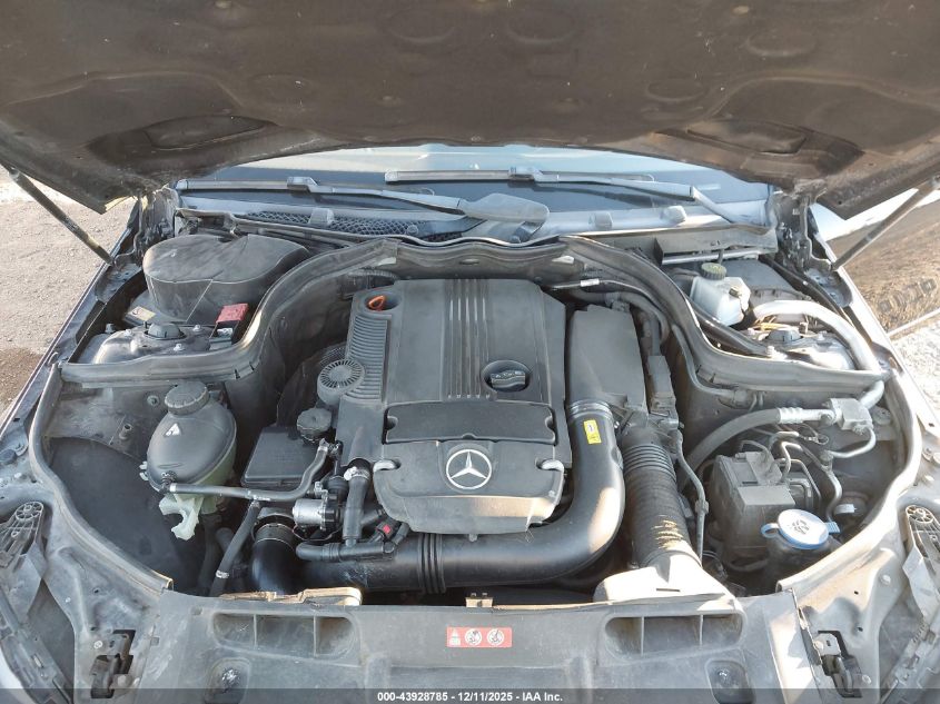 2014 Mercedes-Benz C 250 Luxury/Sport VIN: WDDGF4HB7EA946274 Lot: 43928785