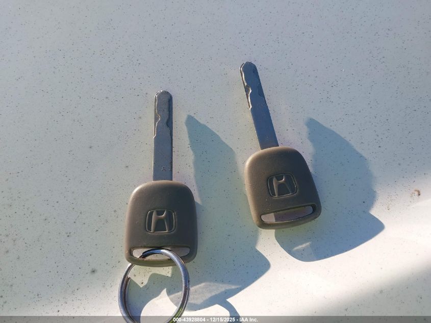 2004 Honda Cr-V Lx VIN: JHLRD685X4C001565 Lot: 43928804