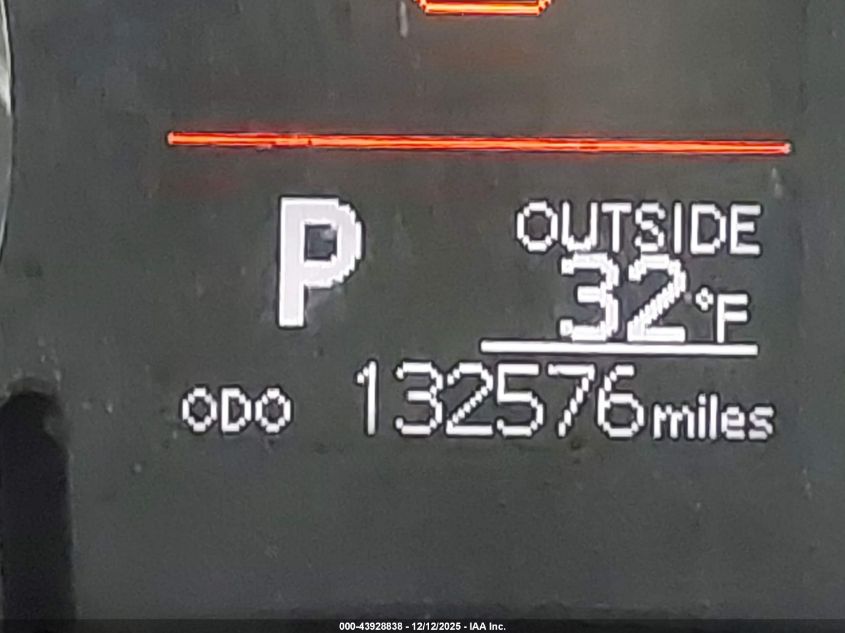 2018 Toyota Corolla Le VIN: 2T1BURHE3JC013494 Lot: 43928838