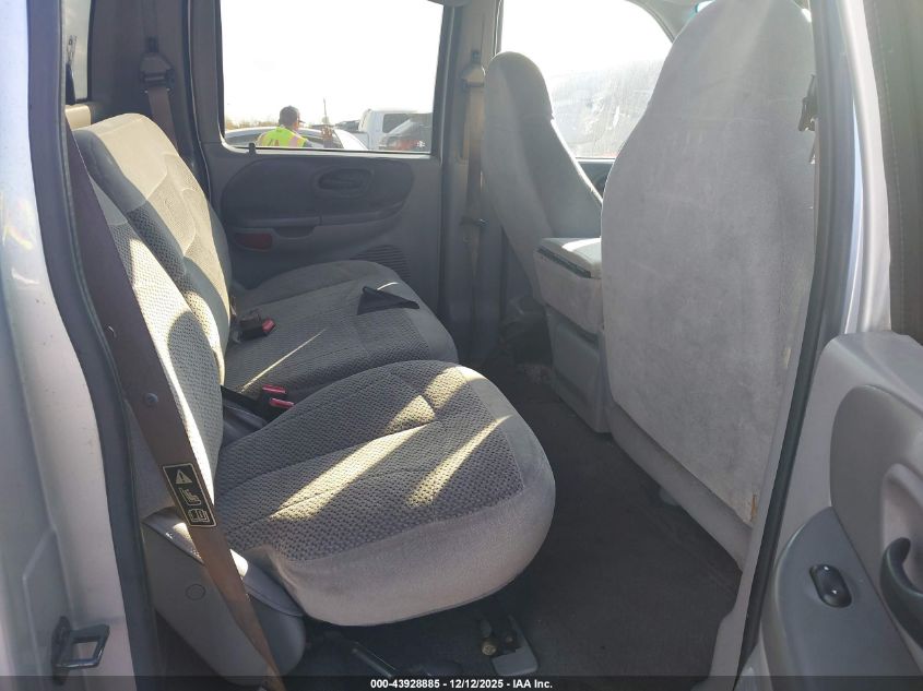 2001 Ford F-150 Harley-Davidson Edition/King Ranch Edition/Lariat/Xlt VIN: 1FTRW07LX1KE30095 Lot: 43928885