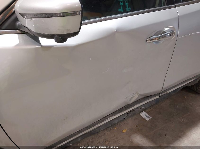 2018 Nissan Rogue Sl VIN: JN8AT2MV1JW319133 Lot: 43928905