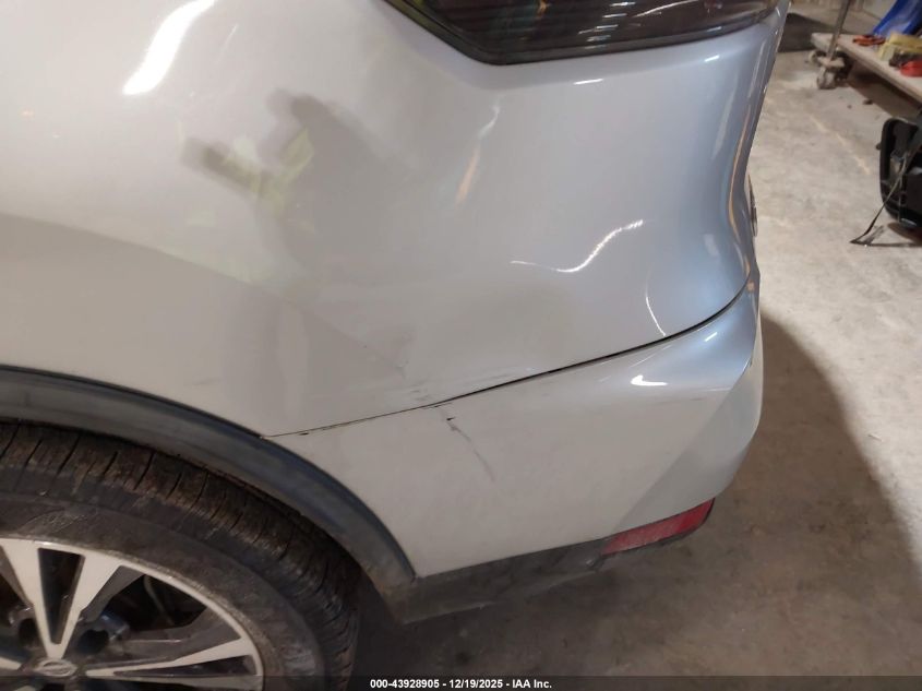 2018 Nissan Rogue Sl VIN: JN8AT2MV1JW319133 Lot: 43928905