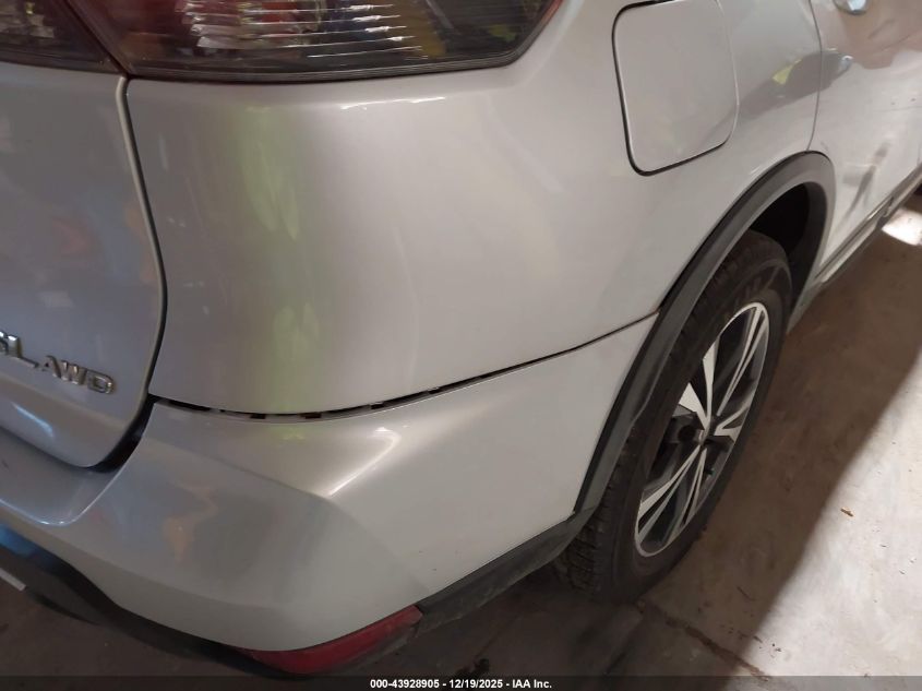 2018 Nissan Rogue Sl VIN: JN8AT2MV1JW319133 Lot: 43928905