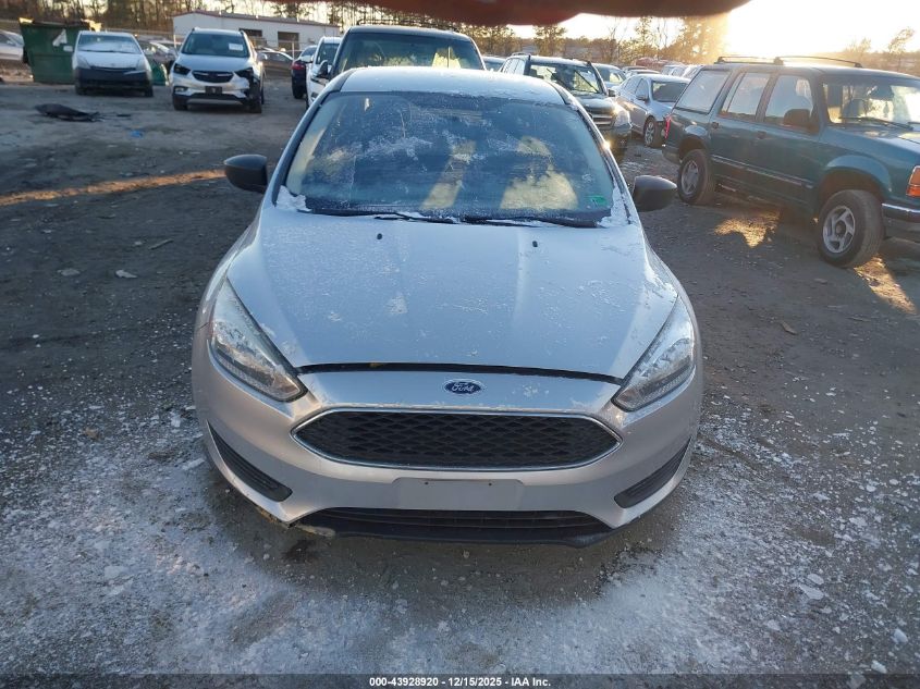 2017 Ford Focus S VIN: 1FADP3E28HL346368 Lot: 43928920