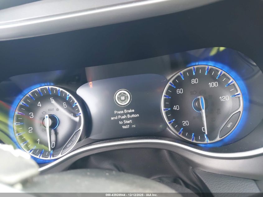 2025 Chrysler Pacifica - 2C4RC1BG3SR614337