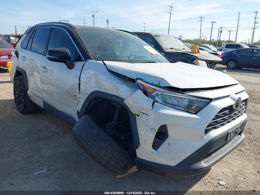 TOYOTA RAV4 XLE PREMIUM