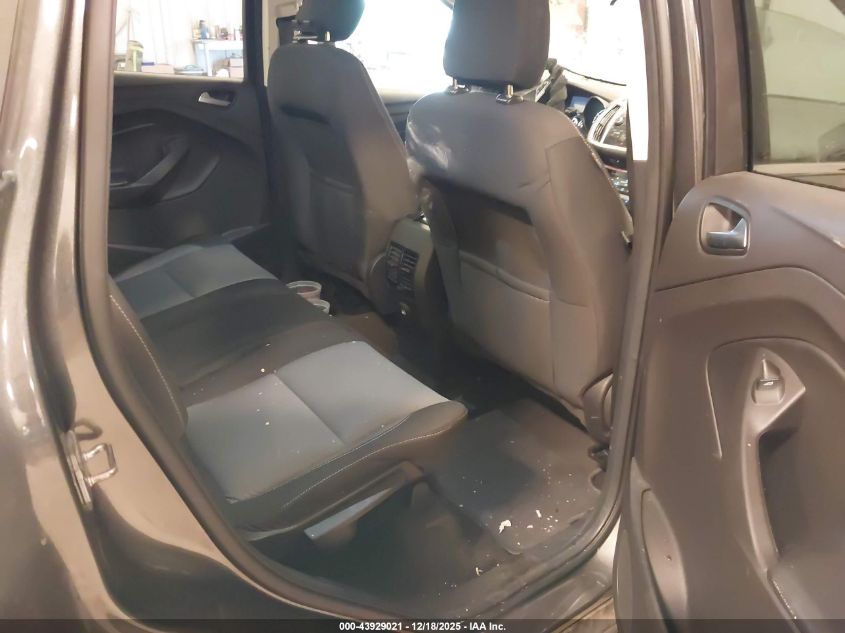 2018 Ford Escape Se VIN: 1FMCU9GD5JUA53636 Lot: 43929021