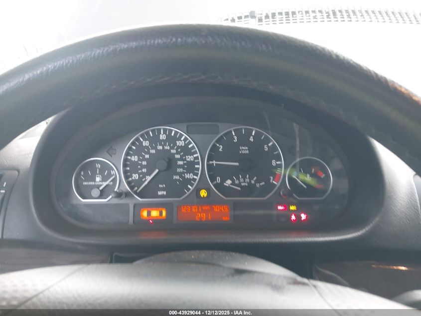 2003 BMW 330I VIN: WBAEV53453KM04789 Lot: 43929044