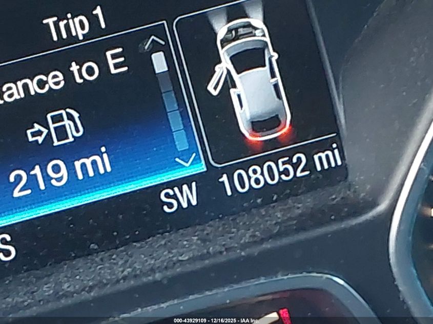 2014 Ford Escape Titanium VIN: 1FMCU9J91EUA88734 Lot: 43929109