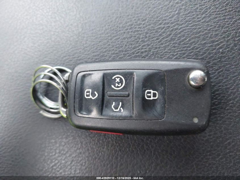 2018 Volkswagen Passat 2.0T Se VIN: 1VWBA7A34JC033149 Lot: 43929110