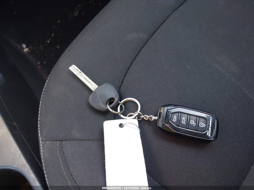 2017 Kia Soul + VIN: KNDJP3A54H7411724 Lot: 43929160