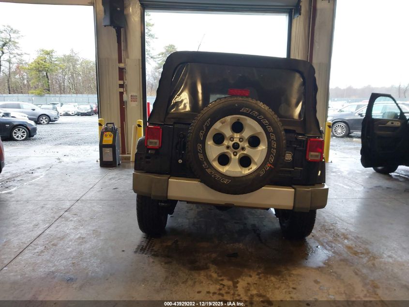 2014 Jeep Wrangler Unlimited Sahara VIN: 1C4HJWEG9EL186832 Lot: 43929202