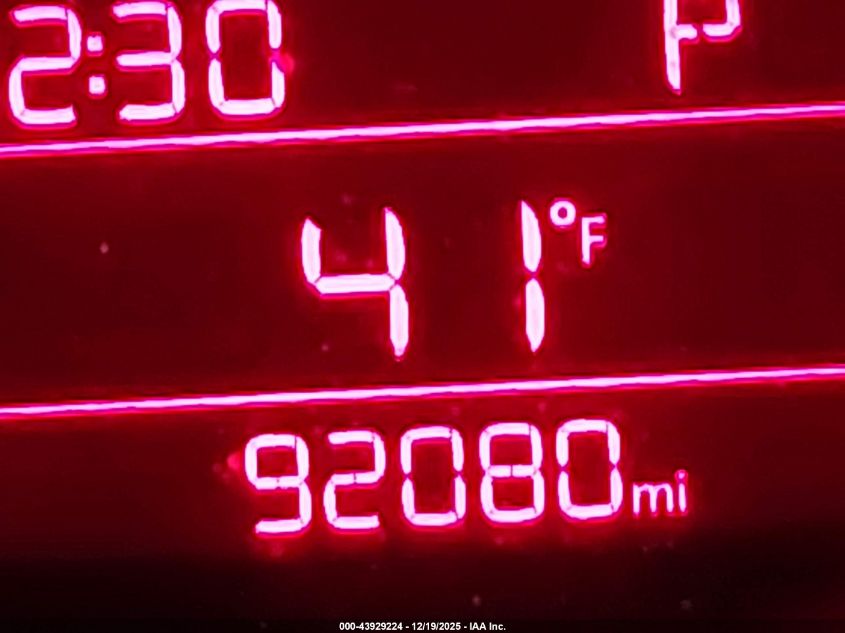 2012 Volkswagen Beetle 2.5L VIN: 3VWJP7AT8CM601933 Lot: 43929224