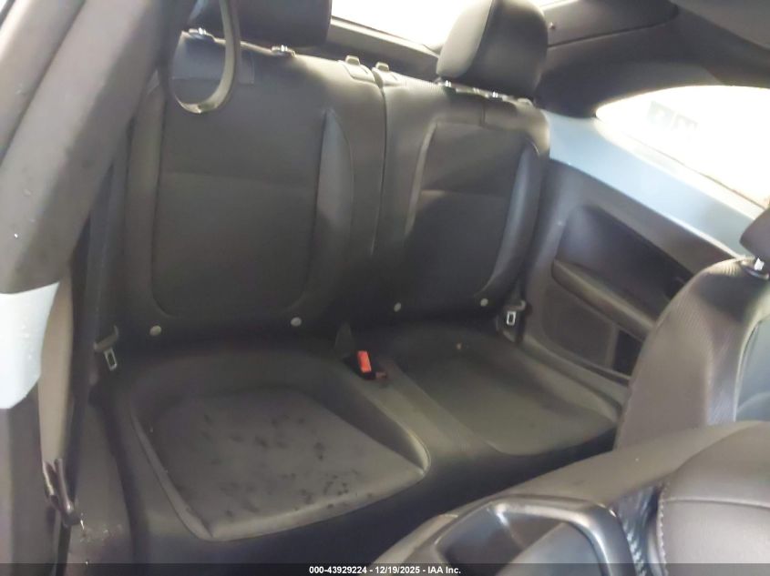 2012 Volkswagen Beetle 2.5L VIN: 3VWJP7AT8CM601933 Lot: 43929224