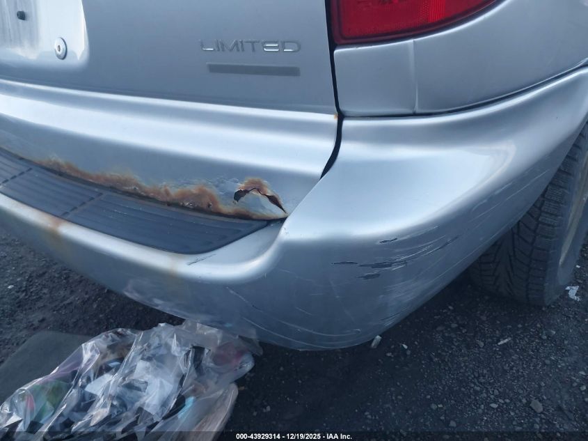 2002 Chrysler Town & Country Limited VIN: 2C8GT64L72R541082 Lot: 43929314