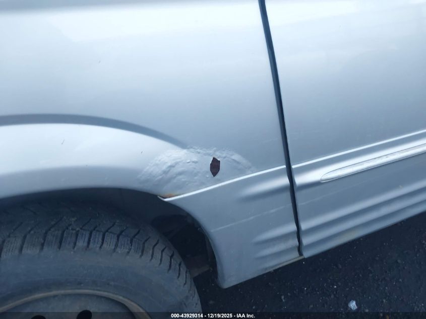 2002 Chrysler Town & Country Limited VIN: 2C8GT64L72R541082 Lot: 43929314