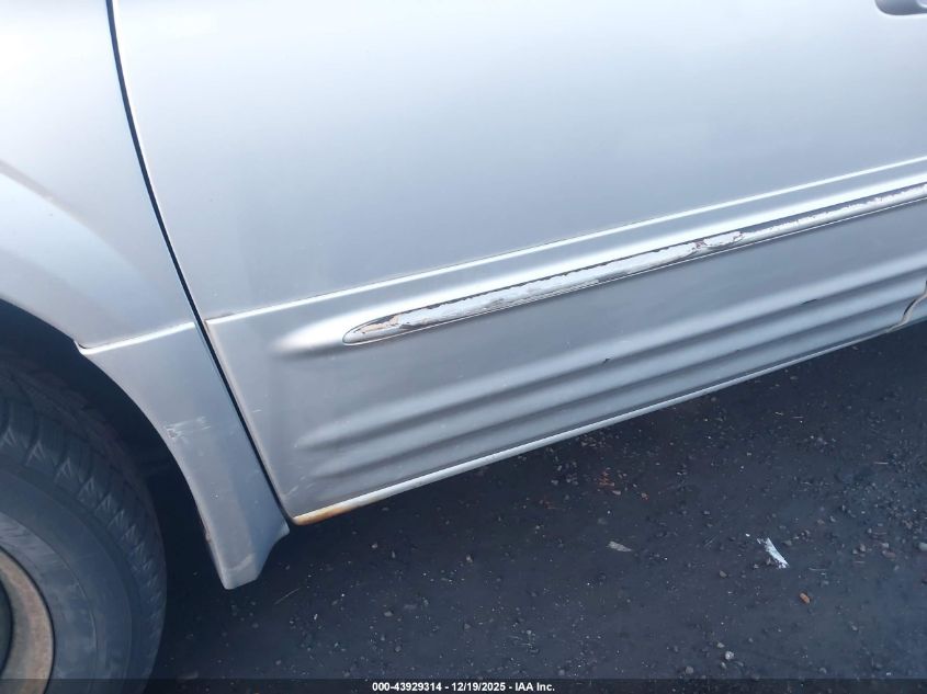 2002 Chrysler Town & Country Limited VIN: 2C8GT64L72R541082 Lot: 43929314