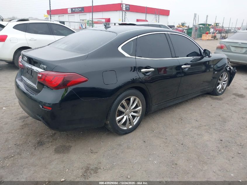 2017 Infiniti Q70 3.7