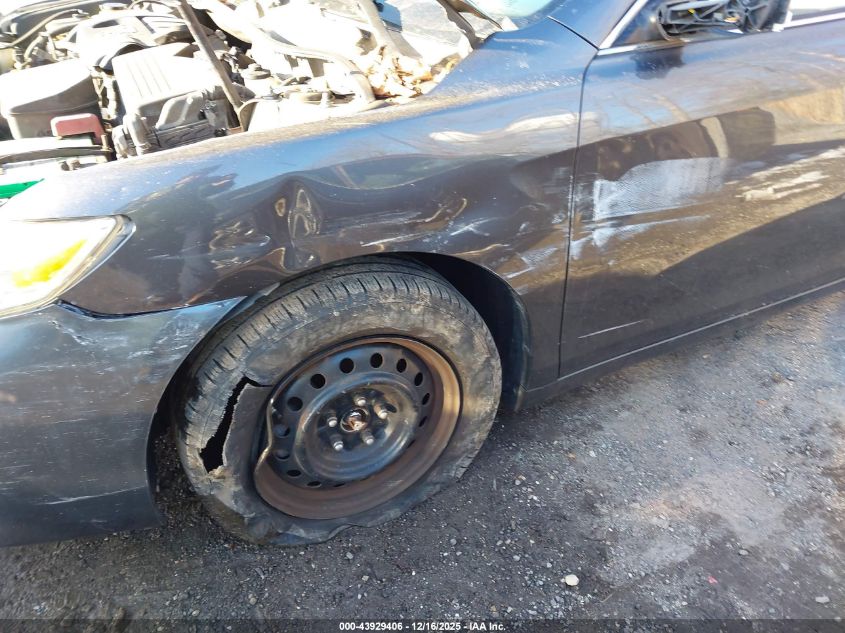 2010 Toyota Camry Le VIN: 4T1BF3EKXAU033922 Lot: 43929406