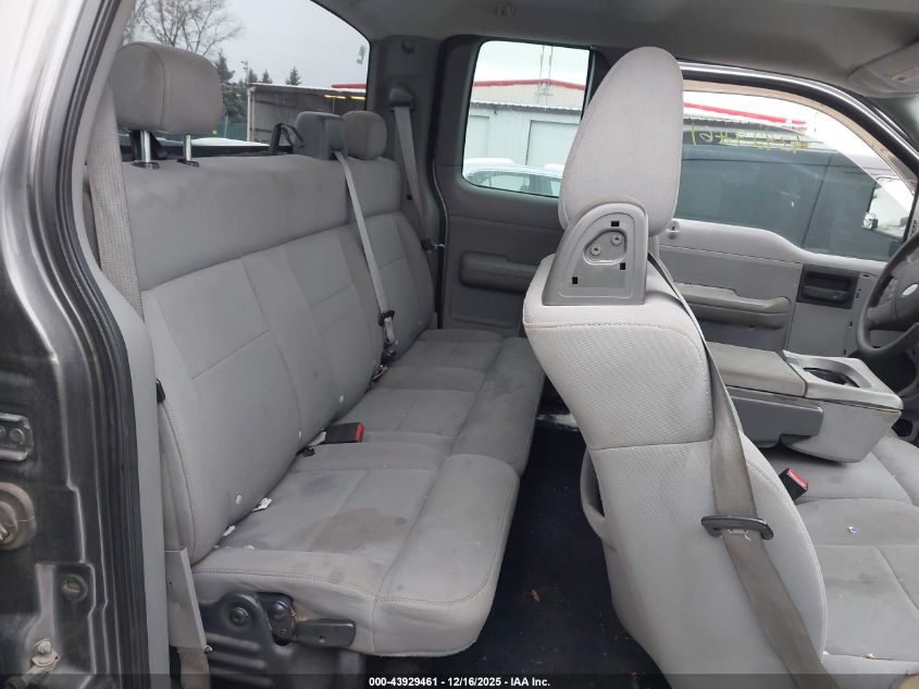 2004 Ford F-150 Stx/Xl/Xlt VIN: 1FTRX12W54FA15719 Lot: 43929461