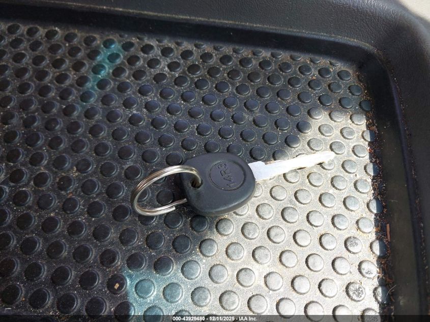 2004 Chevrolet Avalanche 1500 VIN: 3GNEC12T14G126533 Lot: 43929480