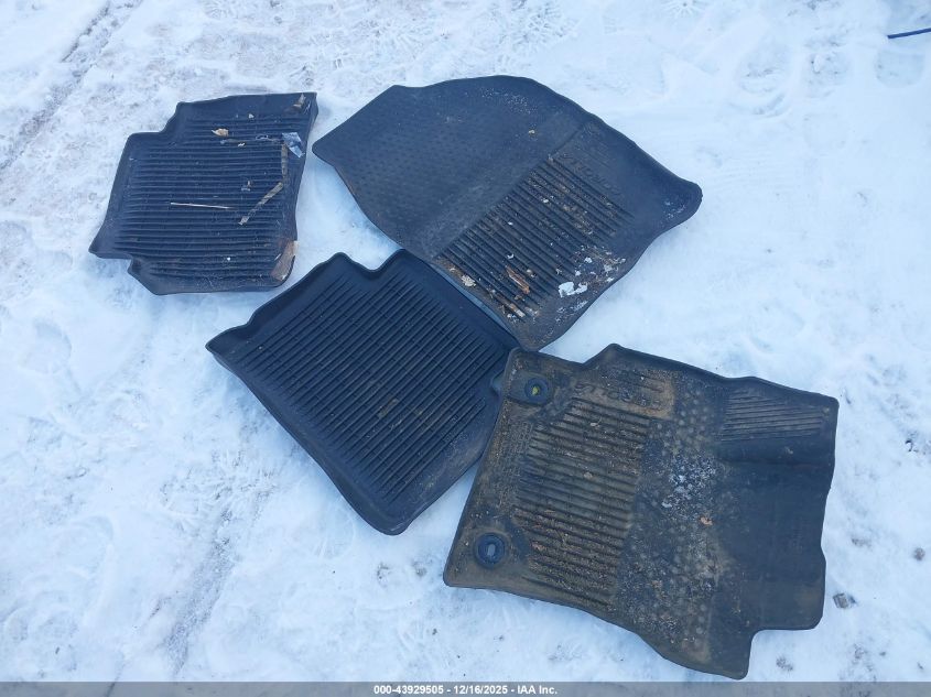 2024 Toyota Corolla Hybrid Le VIN: JTDBDMHE4RJ008677 Lot: 43929505