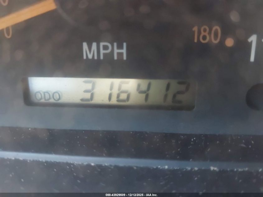 2000 Toyota Tundra Sr5 V8 VIN: 5TBRT3410YS040082 Lot: 43929509