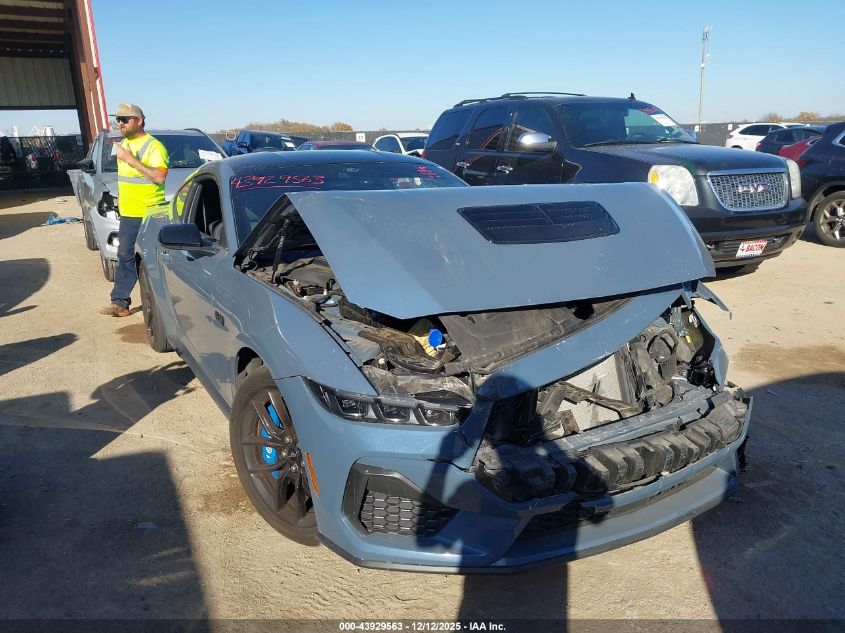 FORD MUSTANG GT FASTBACK