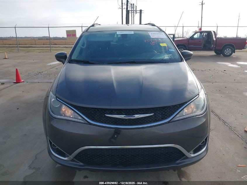 2020 Chrysler Pacifica Touring L VIN: 2C4RC1BG4LR139976 Lot: 43929592