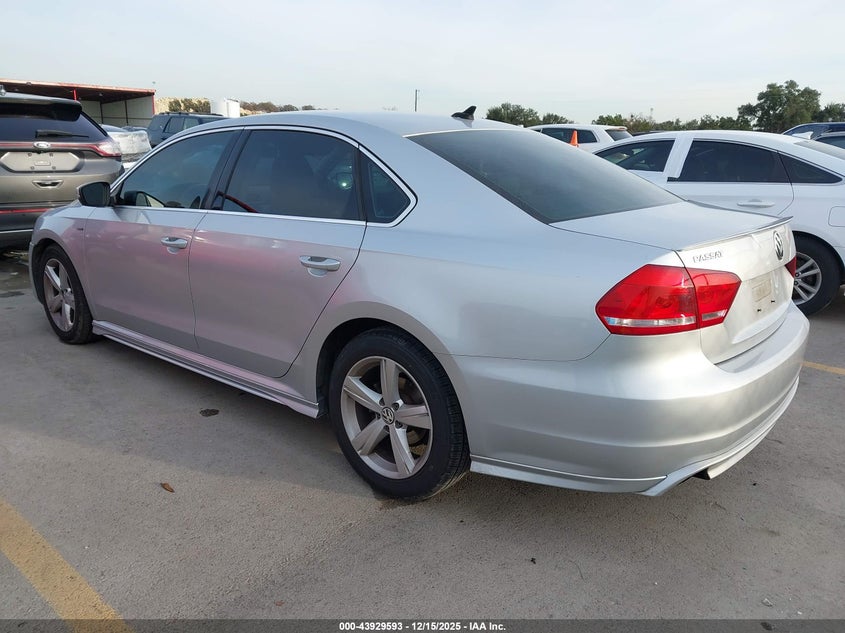 1VWAS7A36FC108823 2015 VOLKSWAGEN PASSAT photo no. 3