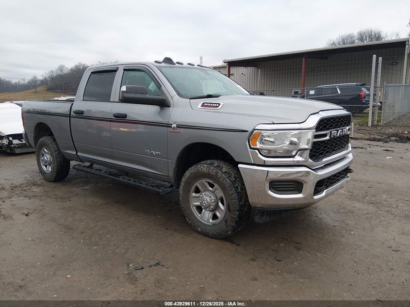 3C63R3CL1MG550701 2021 Ram 3500 Tradesman 4X4 6'4 Box auction photo 1