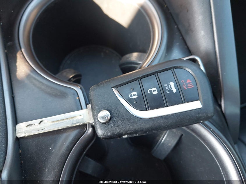 4T1G11AK9MU559980 2021 TOYOTA CAMRY photo no. 11