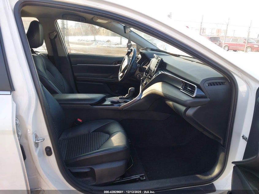 4T1G11AK9MU559980 2021 TOYOTA CAMRY photo no. 5