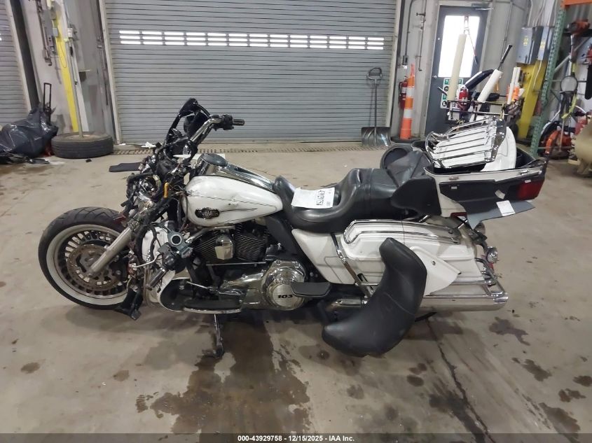 2013 Harley-Davidson Flhtcu Ultra Classic Electra Gld VIN: 1HD1FCM19DB651577 Lot: 43929758