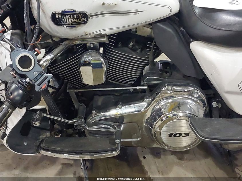 2013 Harley-Davidson Flhtcu Ultra Classic Electra Gld VIN: 1HD1FCM19DB651577 Lot: 43929758