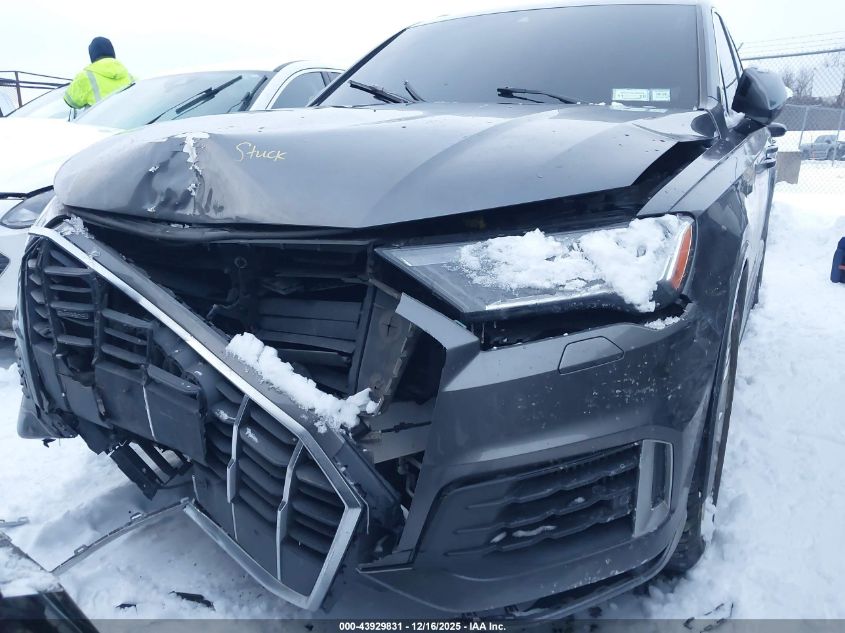 2021 Audi Q7 Premium 55 Tfsi Quattro Tiptronic VIN: WA1AXAF71MD040137 Lot: 43929831