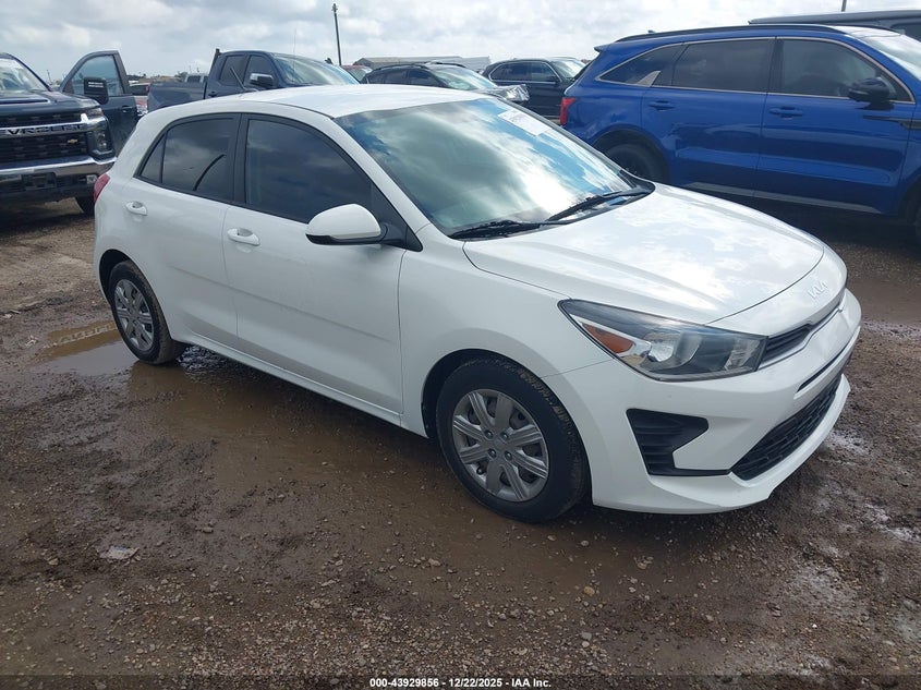 2022 Kia Rio 5-Door S