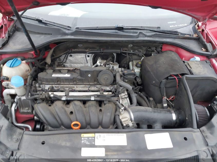 2013 Volkswagen Golf 2.5L 4-Door VIN: WVWDB7AJ0DW139687 Lot: 43929901