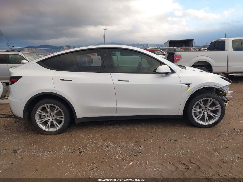 2023 Tesla Model Y Awd/Long Range Dual Motor All-Wheel Drive VIN: 7SAYGDEE8PA145633 Lot: 43929950