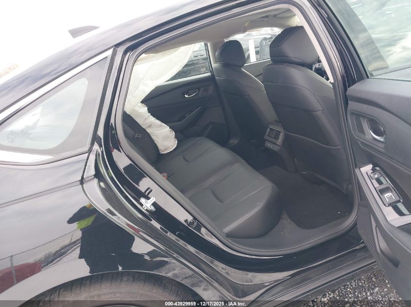 2024 Honda Accord Touring Hybrid VIN: 1HGCY2F88RA013053 Lot: 43929959