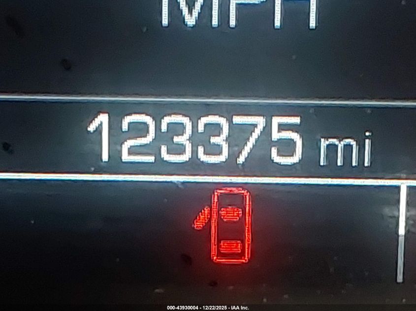 2018 Chevrolet Equinox Premier VIN: 2GNAXVEV4J6113886 Lot: 43930004