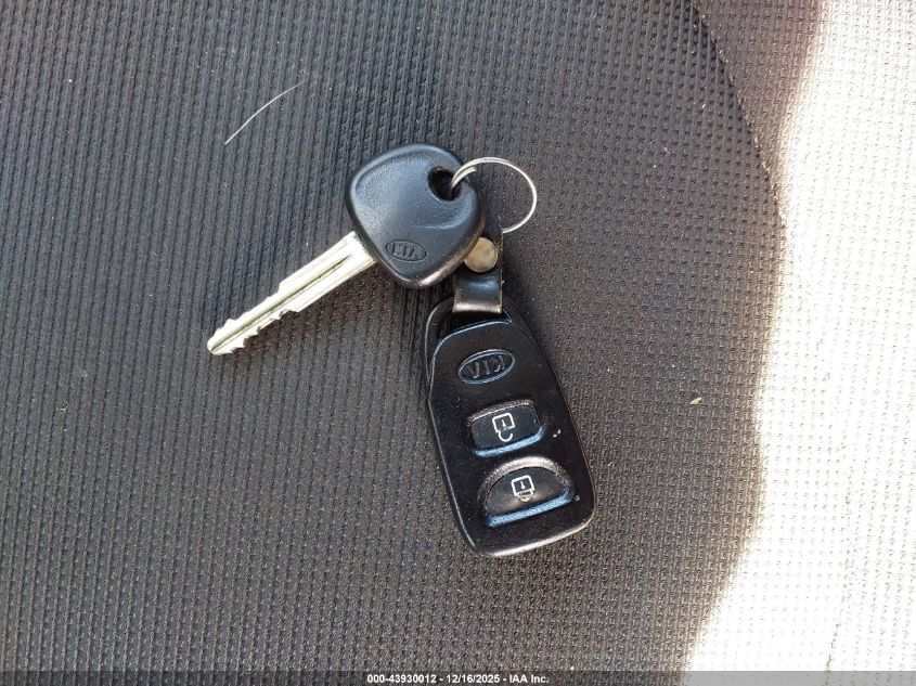 2010 Kia Soul + VIN: KNDJT2A2XA7062358 Lot: 43930012