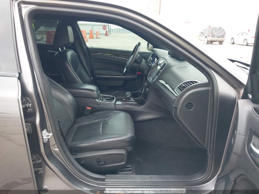 2014 Chrysler 300C VIN: 2C3CCAEG4EH372884 Lot: 43930034