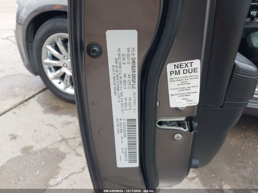 2014 Chrysler 300C VIN: 2C3CCAEG4EH372884 Lot: 43930034