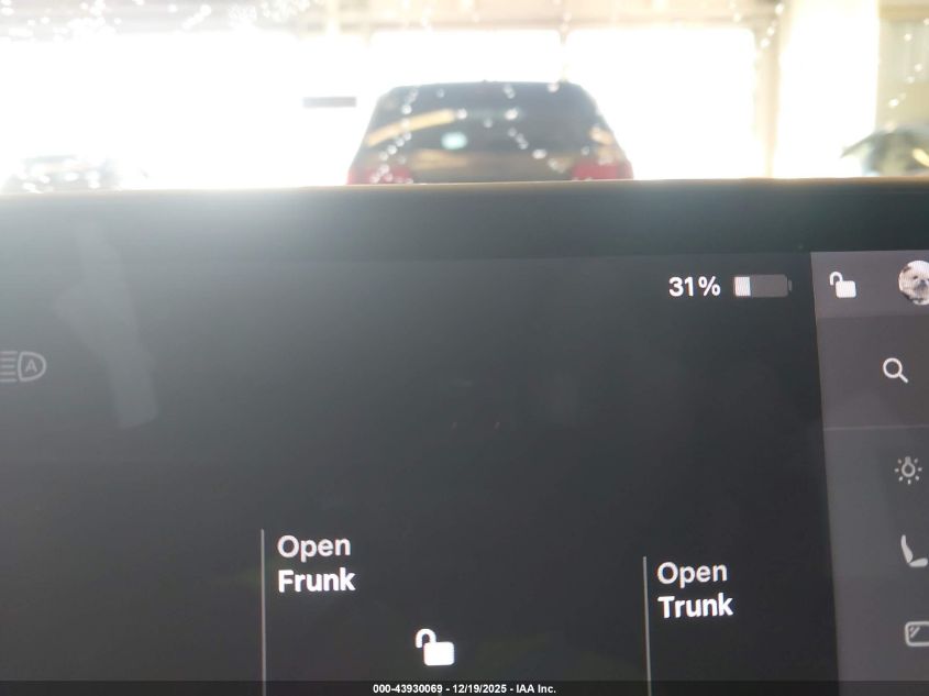 2018 Tesla Model 3 Long Range/Mid Range VIN: 5YJ3E1EA0JF037445 Lot: 43930069